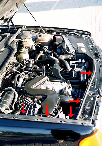 Kantenschutzprofil im Motorraum